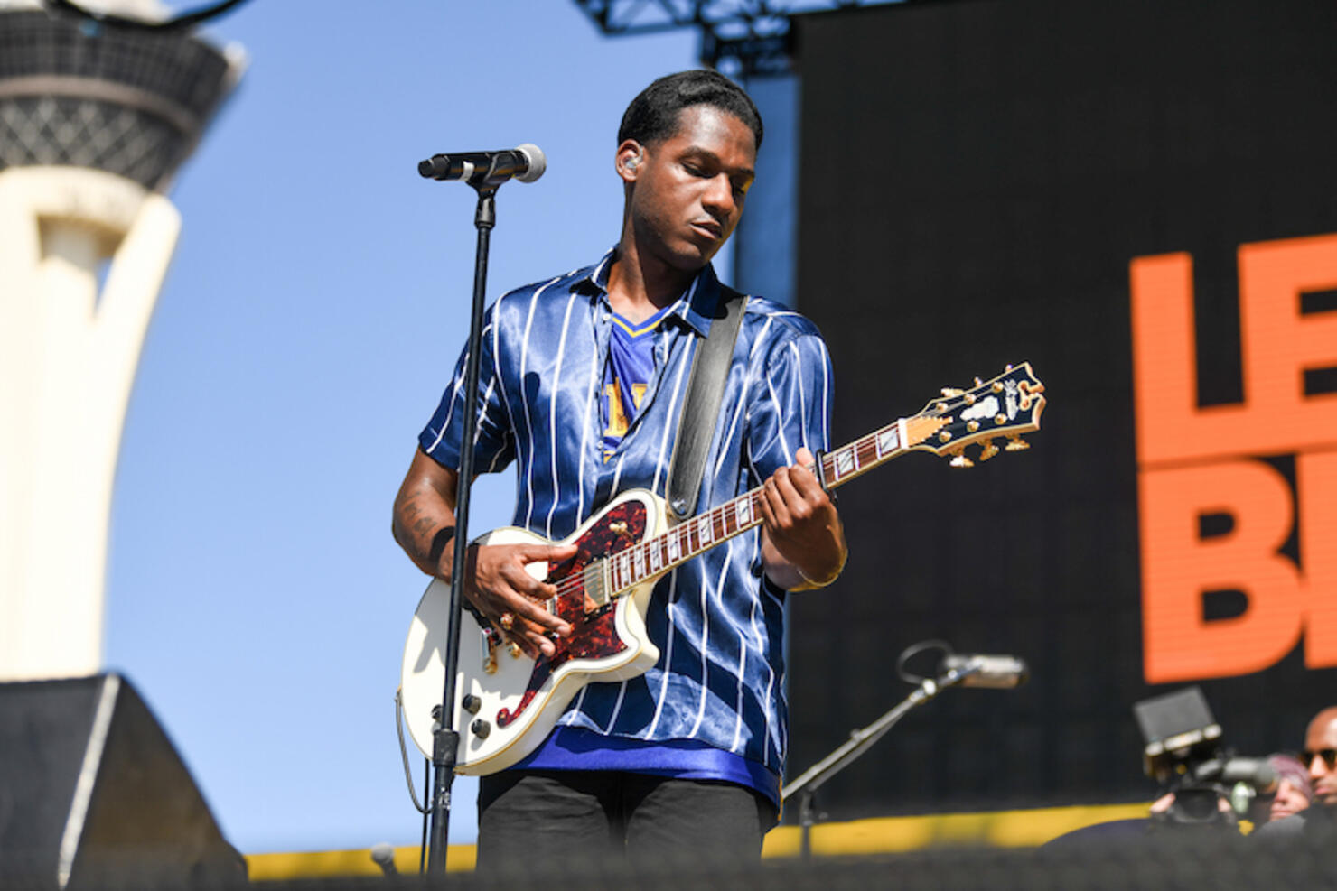 Leon Bridges