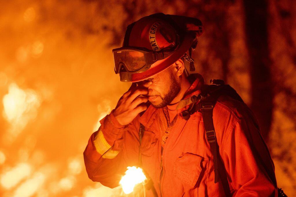 Support California Fire Fighters Battling Deadly Wildfires - Thumbnail Image