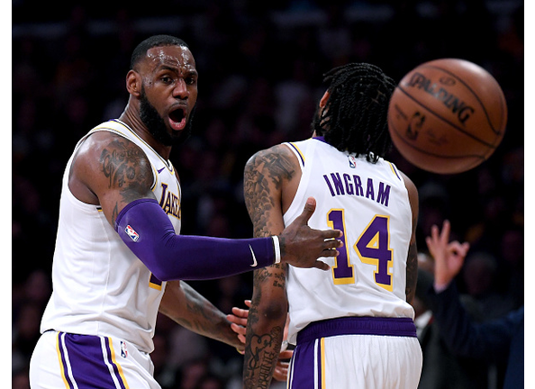 LeBron James passes Wilt Chamberlain's record