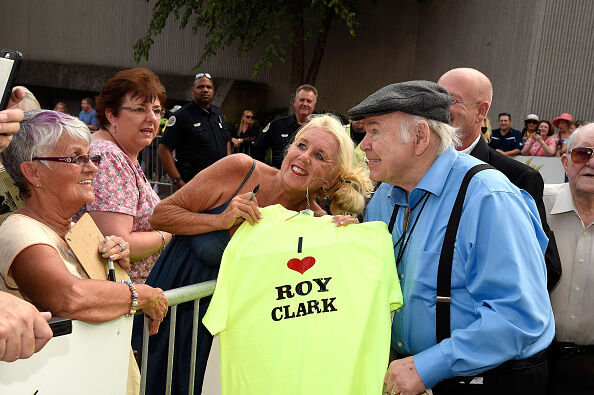 Country great Roy Clark died