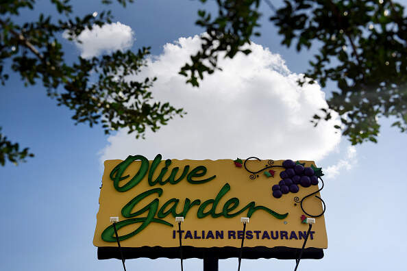 Olive Garden Has Eight Layer Chocolate Brownie Lasagna For Dessert