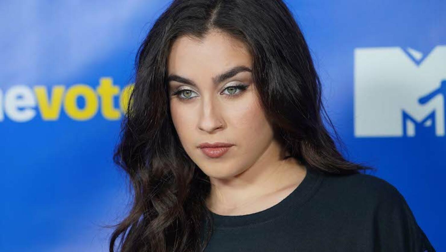 lauren jauregui defends little mix