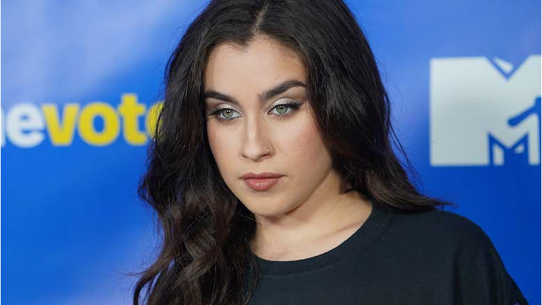 lauren jauregui defends little mix