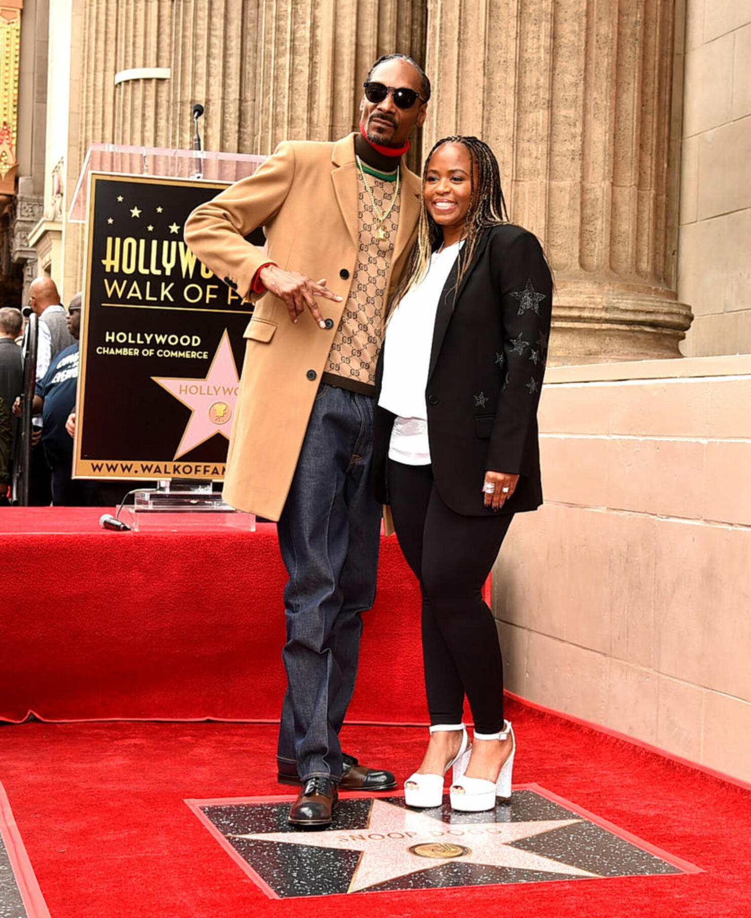  Snoop Dogg, with his wife Shante Broadus, is honored with a star on The Hollywood Walk Of Fame on Hollywood Boulevard
