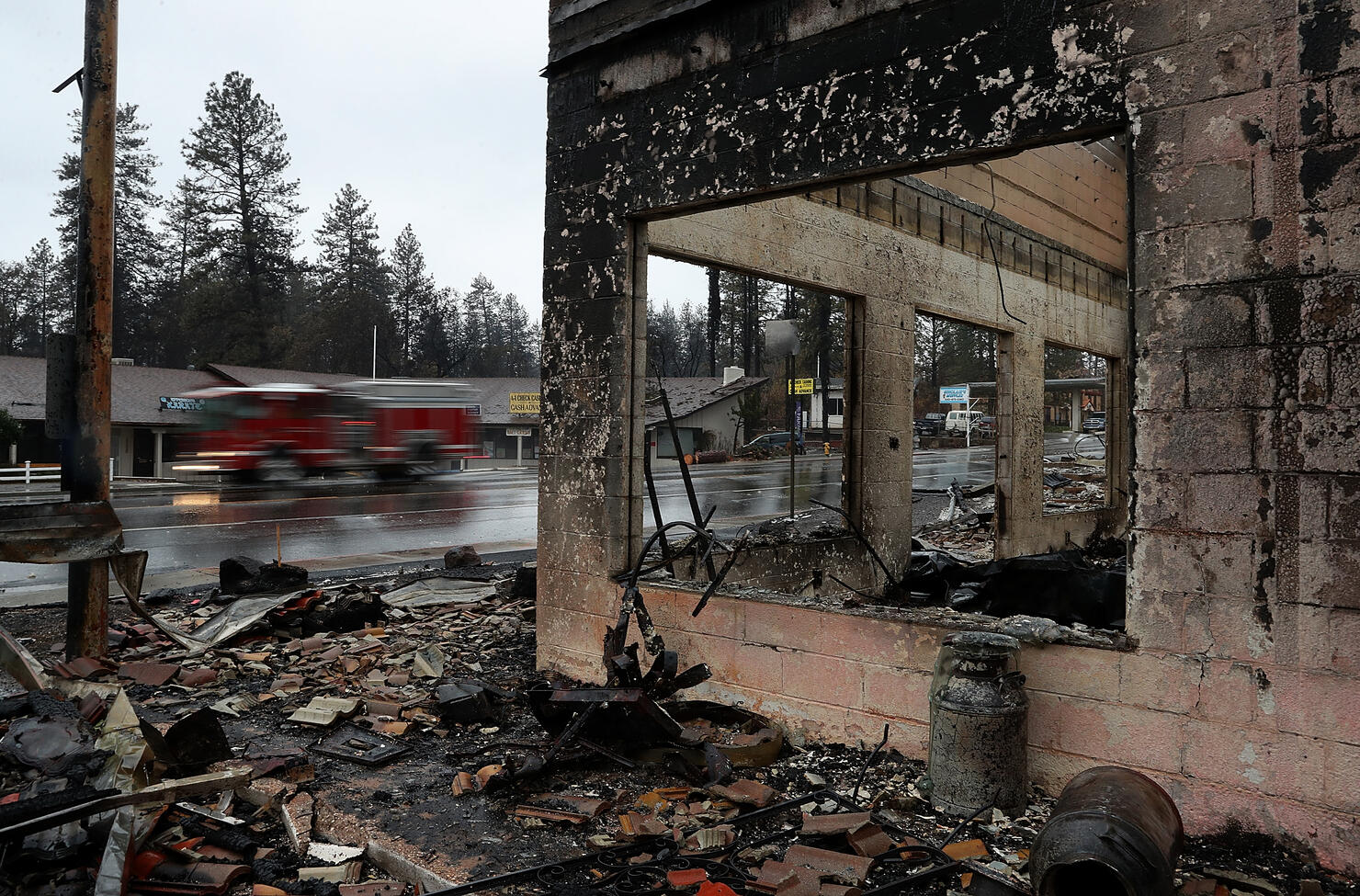 Camp Fire 100 percent contained