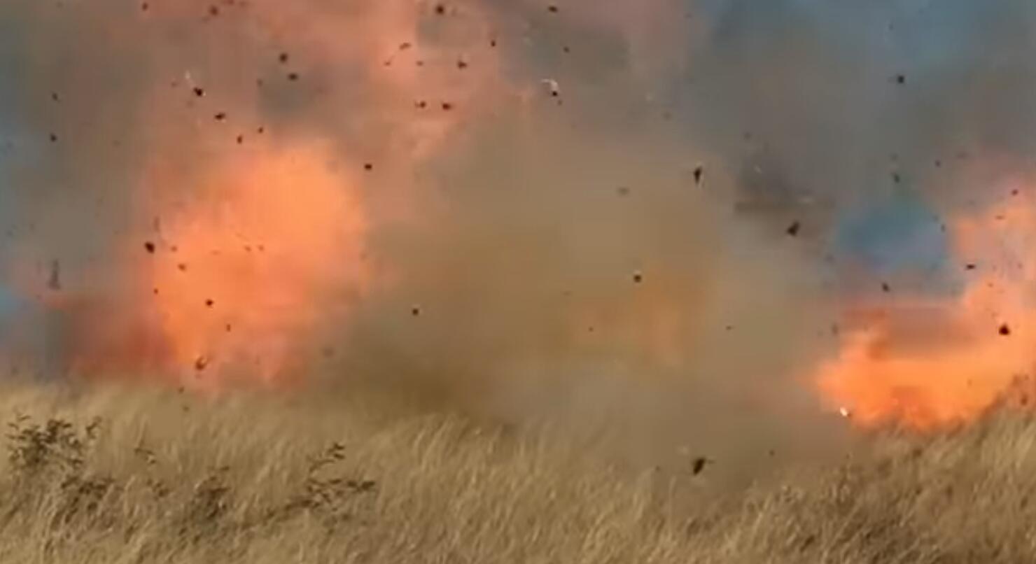 Footage Of Gender Reveal Party That Sparked Arizona Wildfire Released Iheart 