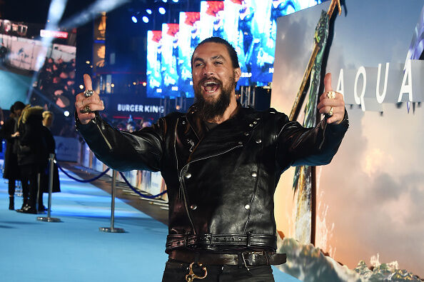 Jason Momoa skin tight suit Aquaman