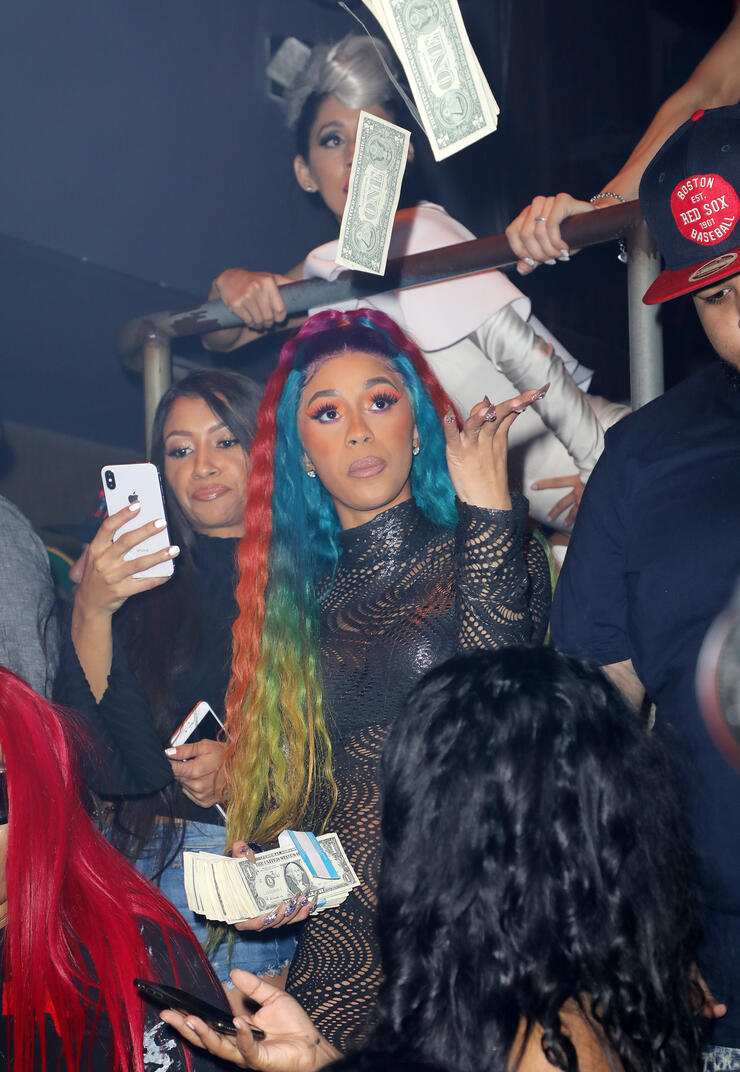 Cardi B Parties In Miami After Announcing Split From Offset — See The ...