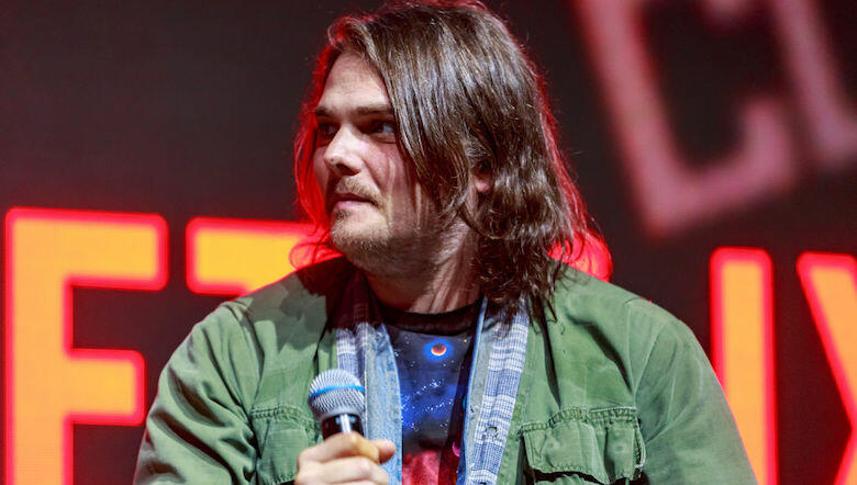 Download Gerard Way Reveals He S Working On The Umbrella Academy Volume 4 Iheartradio