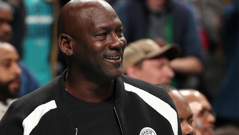 Michael Jordan Defends Slapping Hornets Player Who Prematurely ...