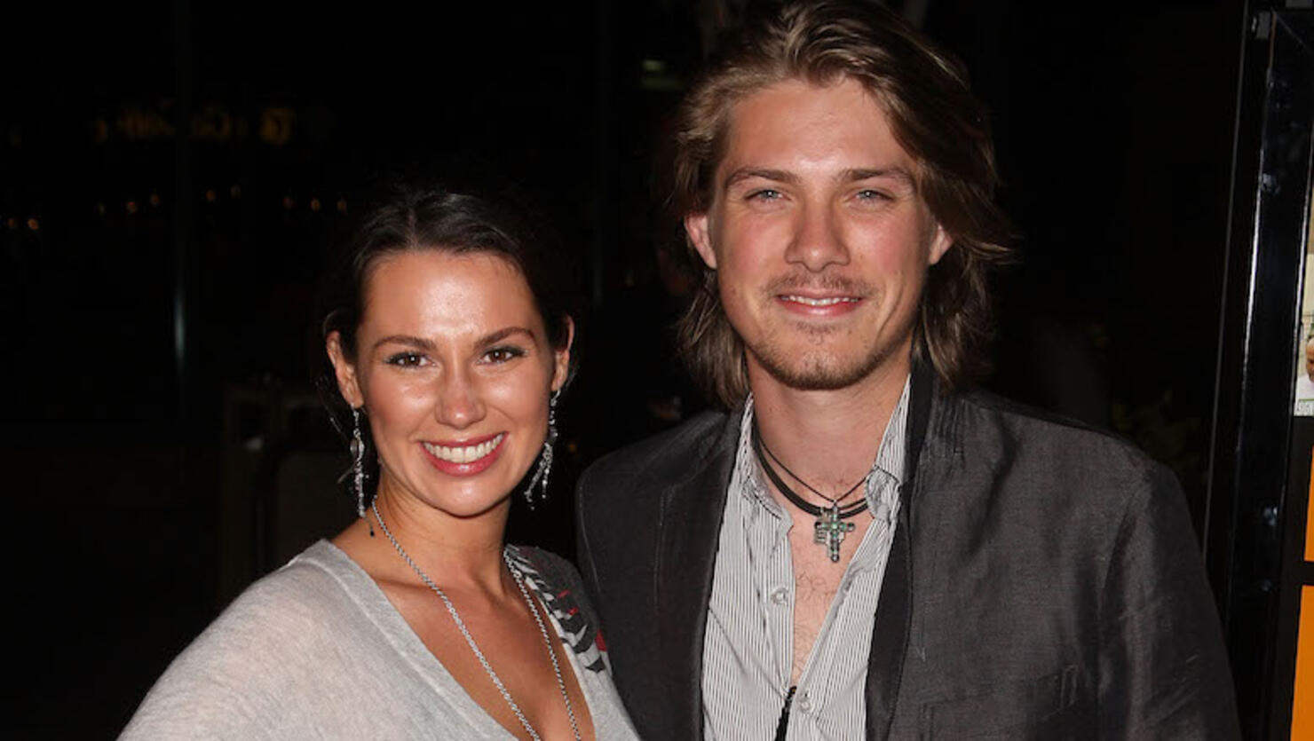 Taylor Hanson & Wife Welcome Baby No. 6!