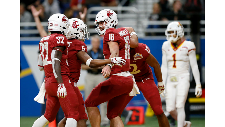 Gardner Minshew and teammates celebrate a touchdown