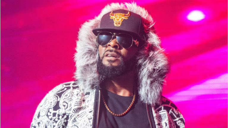 r-kelly-page-shutdown