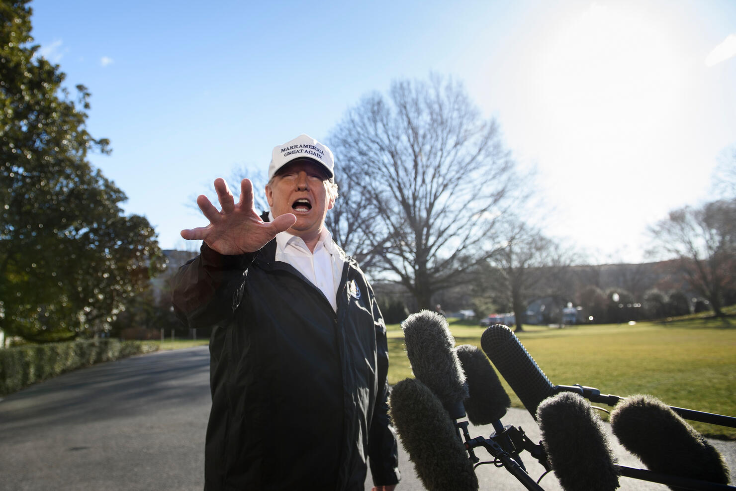 Trump says he could declare national emergency over southern border