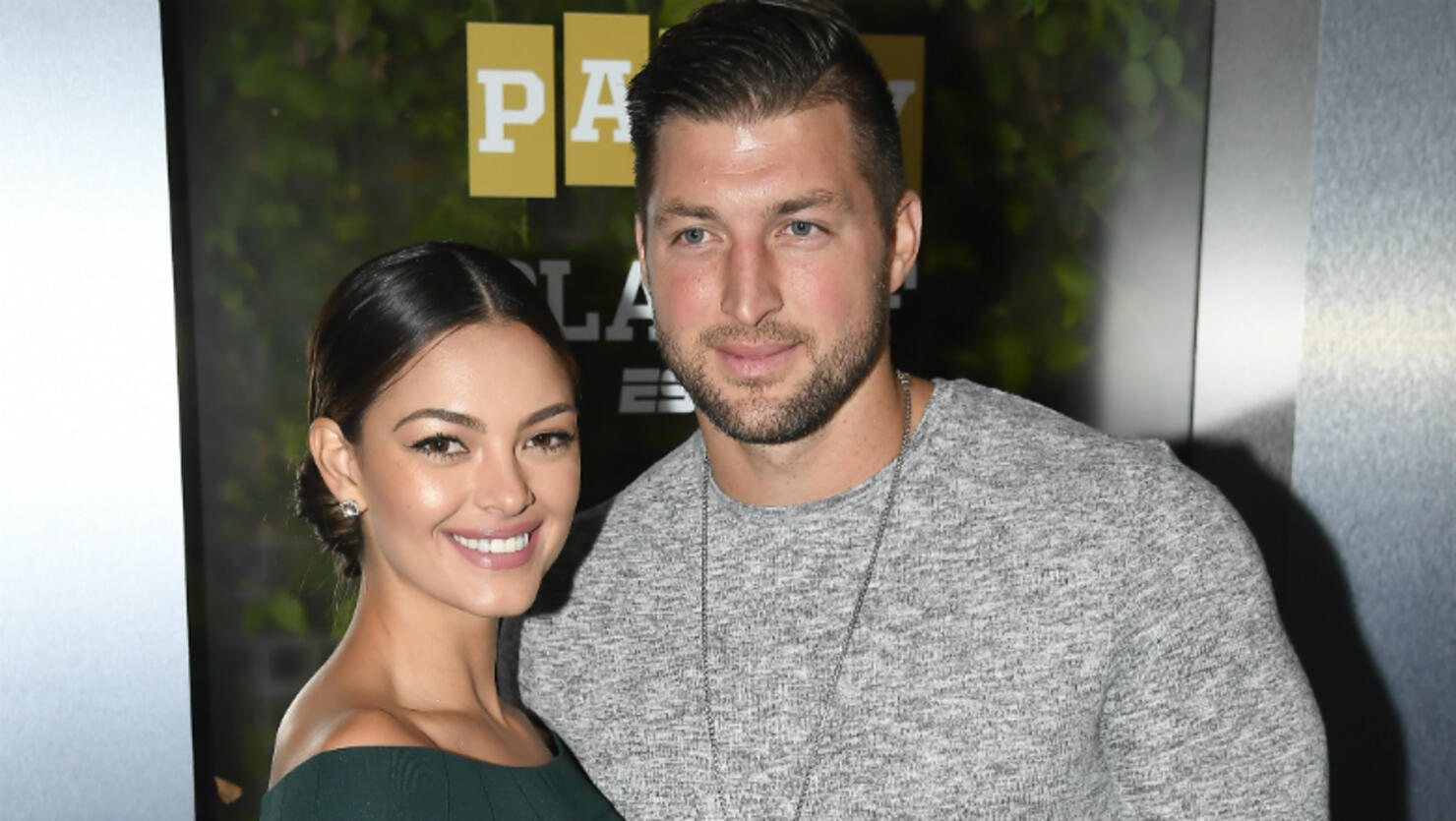 tim-tebow-engaged