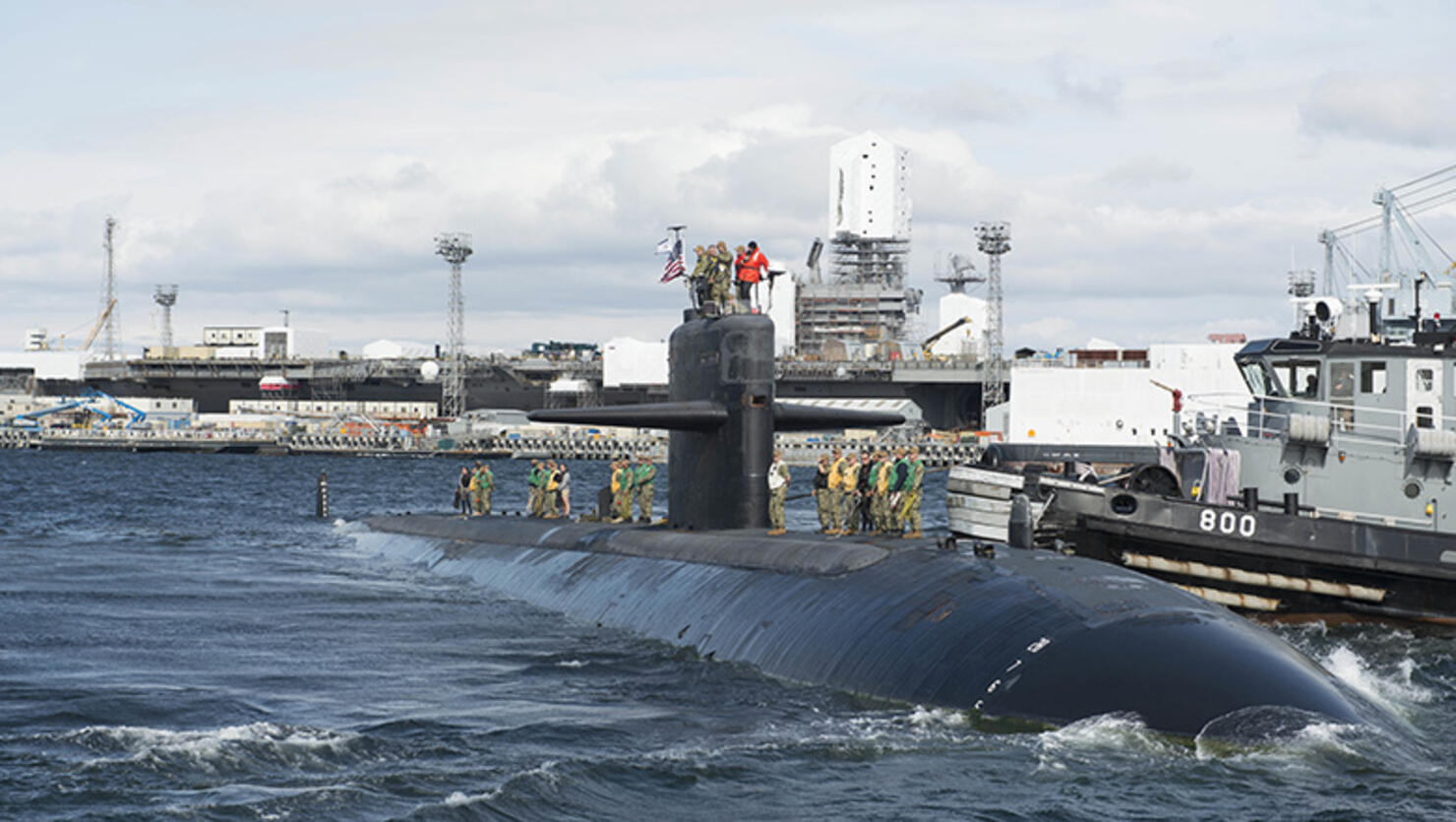 The Los Angeles-class fast-attack submarine USS Bremerton (SSN 698) arrives at Naval Base Kitsap-Bremerton to commence the inactivation and decommissioning process. The fleet's oldest active duty submarine departed Joint base Pearl Harbor-Hickam, in Pearl Harbor, Hawaii, for its final underway and homeport change