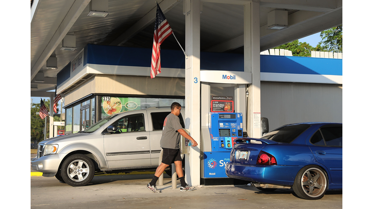 L.A. County Gas Price Drops For 21st Consecutive Day