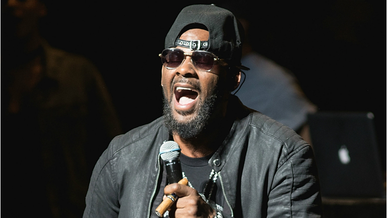 r-kelly-studio-swarmed