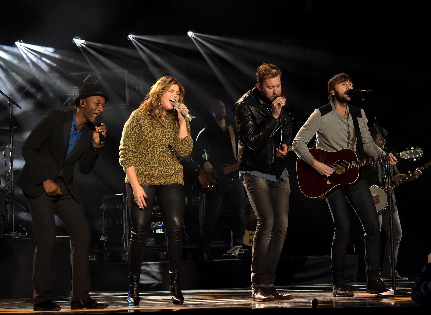 LADY ANTEBELLUM 