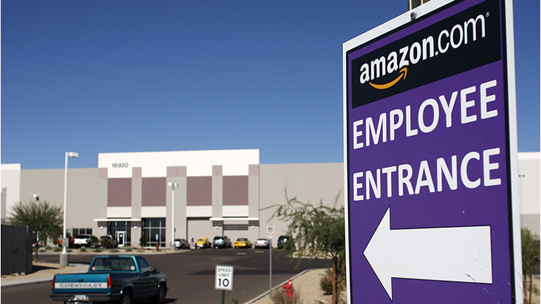 Photo of the Amazon.com Phoenix Fulfillment Center 