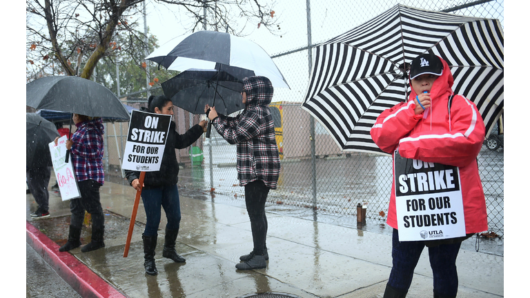 Teachers, LAUSD End Marathon Talks, Prepare to Resume this Morning