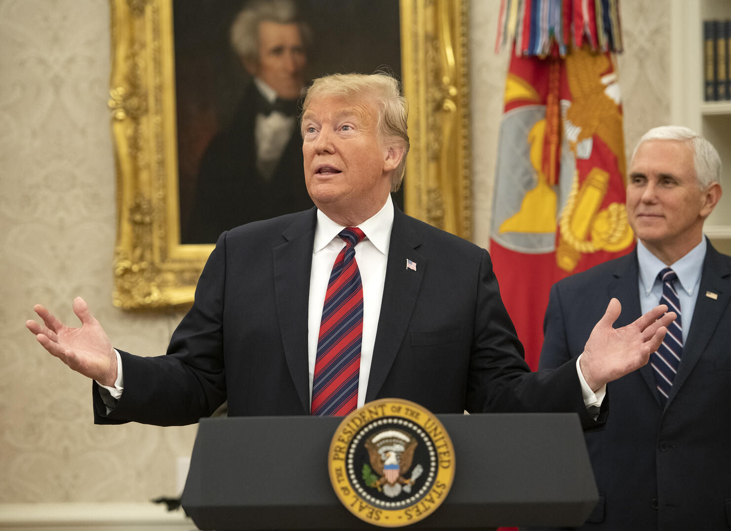 Trump pushes Democrats to reopen government