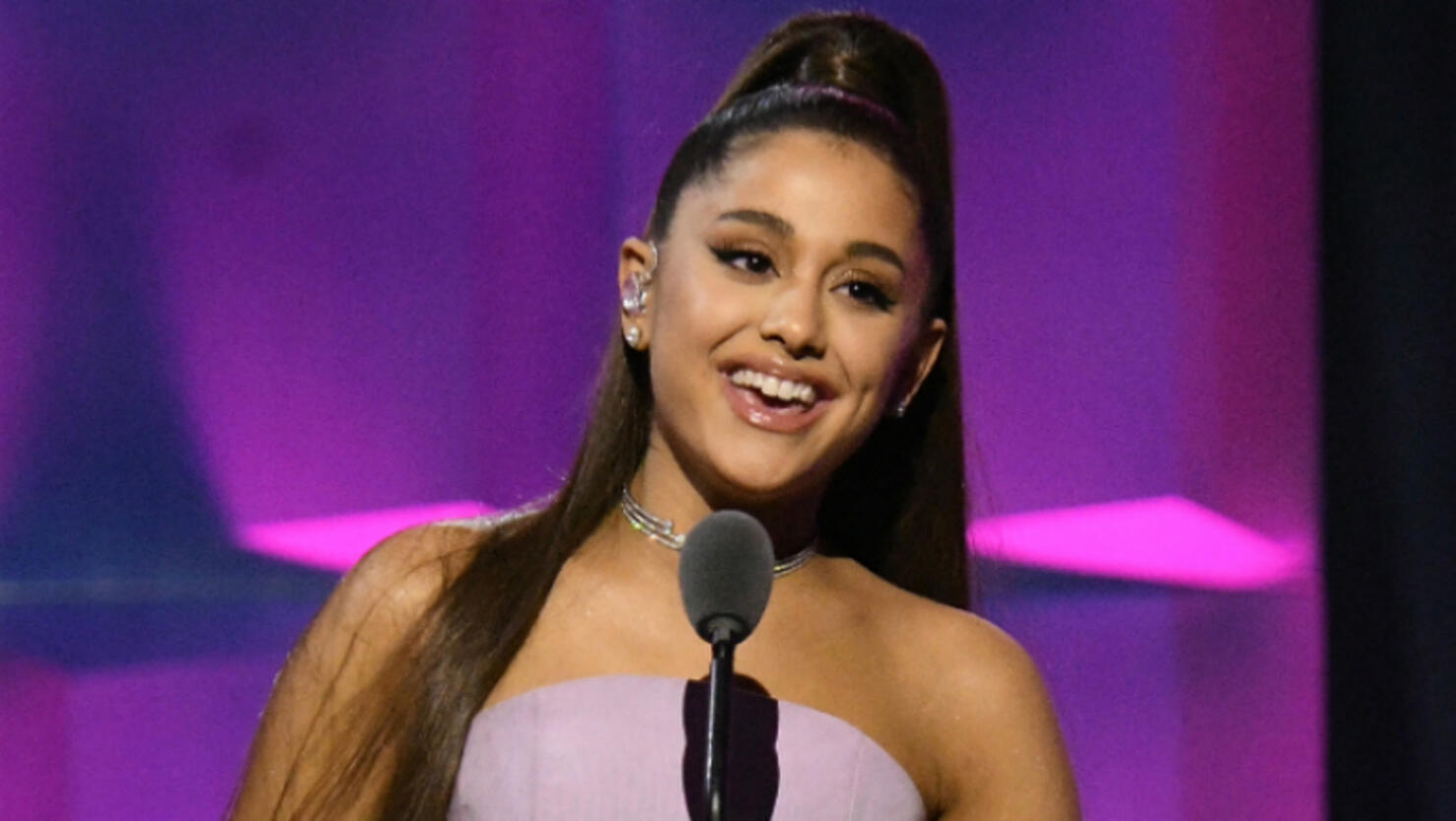 Ariana Grande Reveals 'Thank U, Next' Album Cover, Calls It Her 'Fav ...