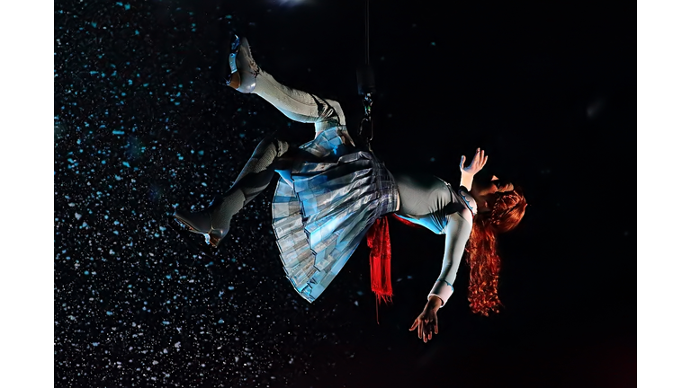 Cirque du Soleil - Crystal