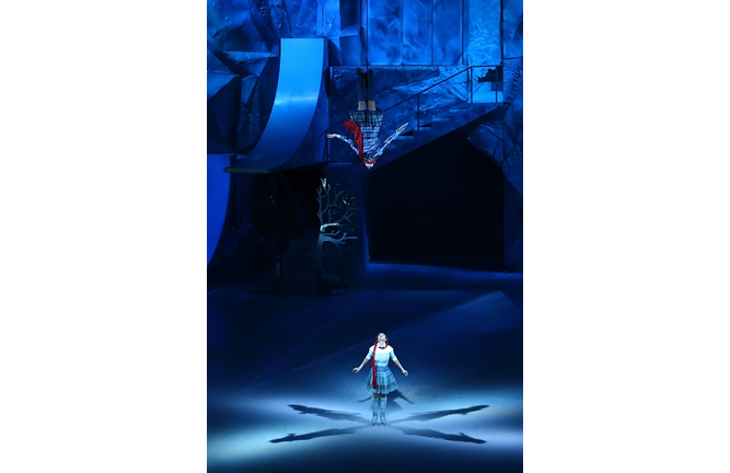 Cirque du Soleil - Crystal