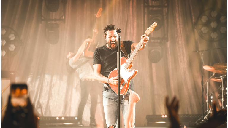 Old Dominion Kicks of Make It Sweet Tour
