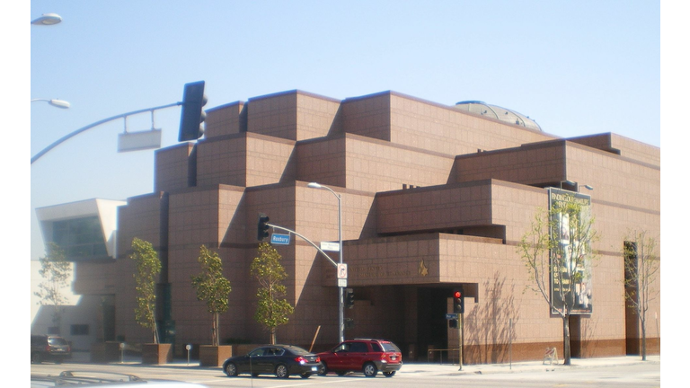 Museum Of Tolerance To Observe International Holocaust Remembrance Day