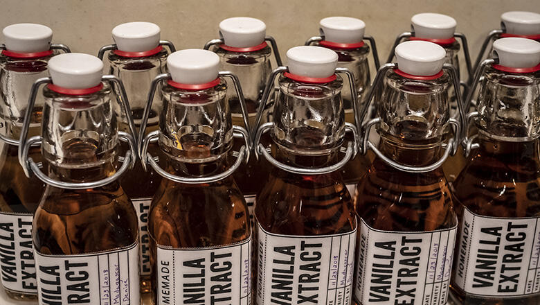 Women Arrested For DUI After Getting Drunk On Vanilla Extract - Thumbnail Image