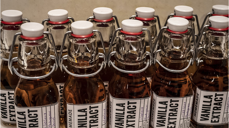 bottles of vanilla extract