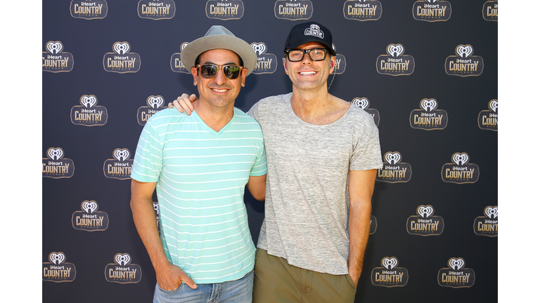 Bobby Bones & The Raging Idiots