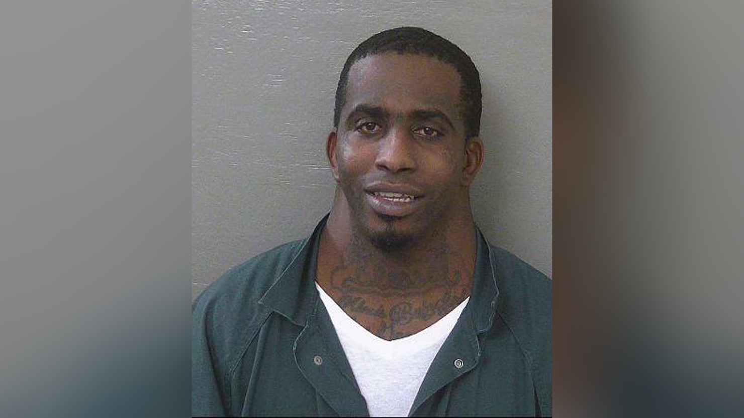 Viral Mug Shot Guy, Wide Neck, Back in Jail After Bond Revoked