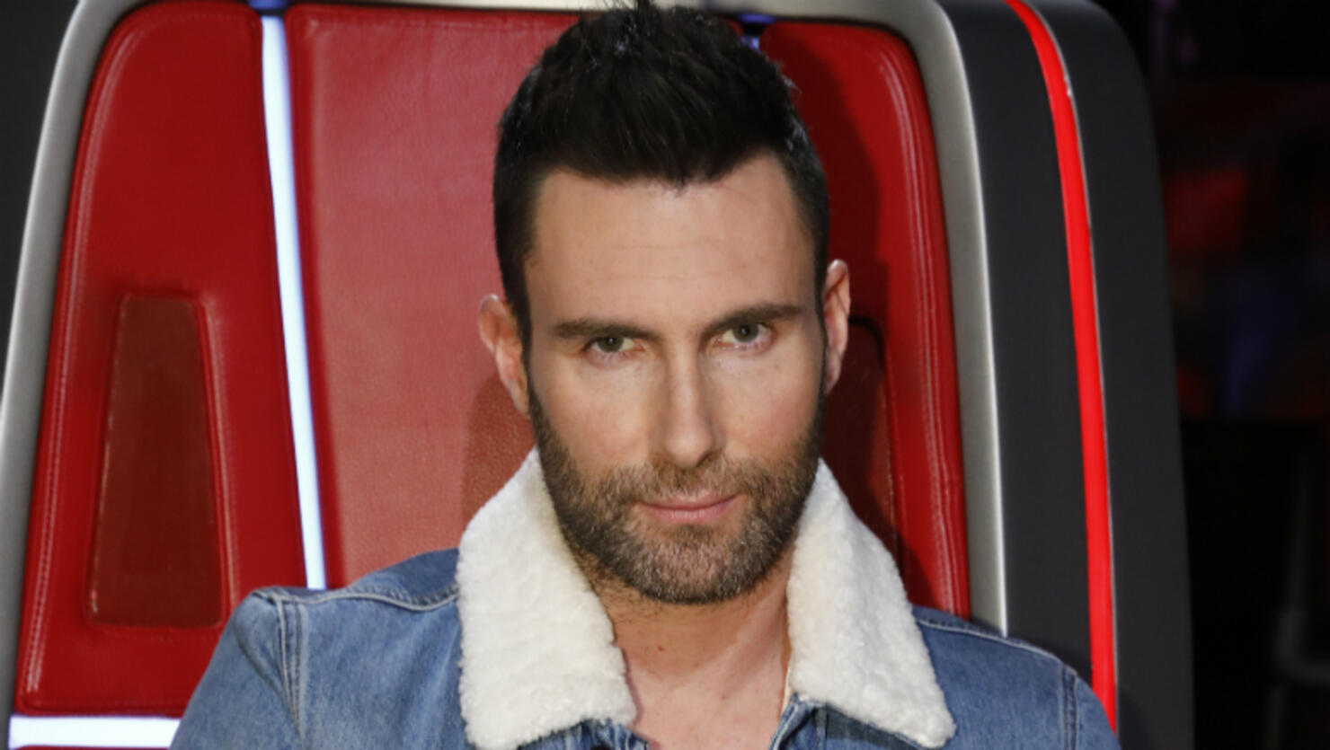 adam-levine-super-bowl-drama