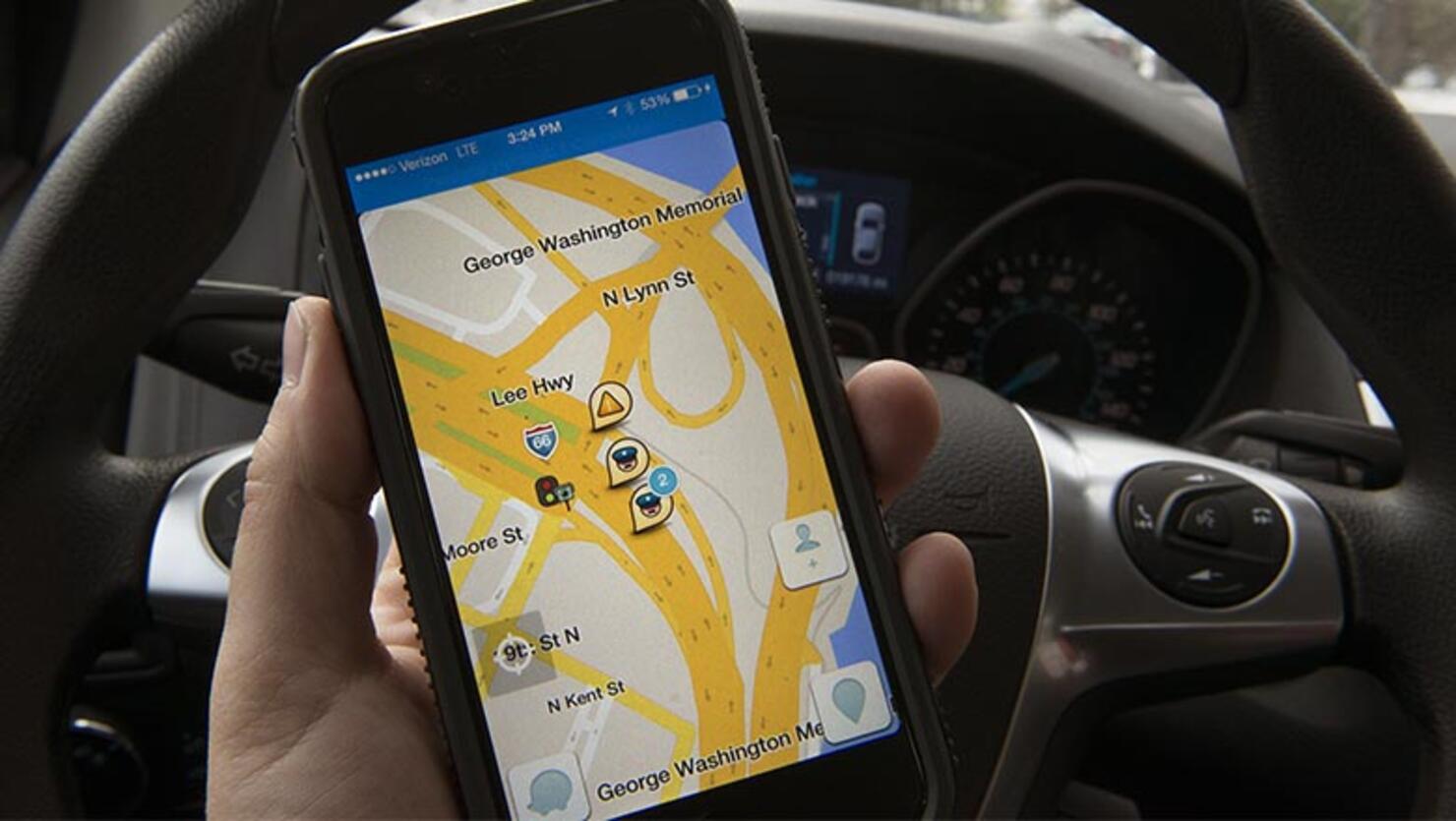 Screen view of the WAZE traffic gps app on an iphone. 