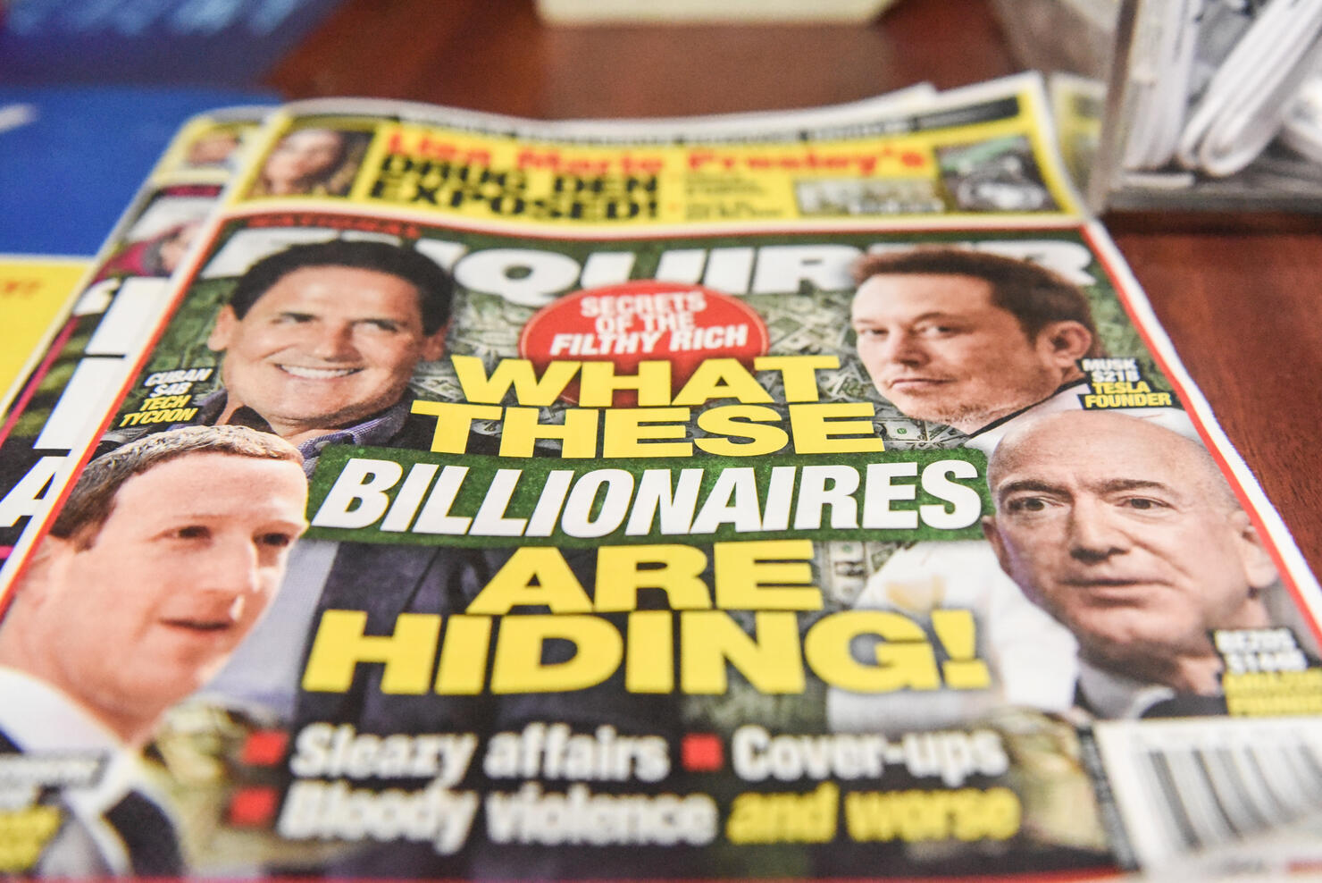 Jeff Bezos accuses parent company of National Enquirer of trying to blackmail him