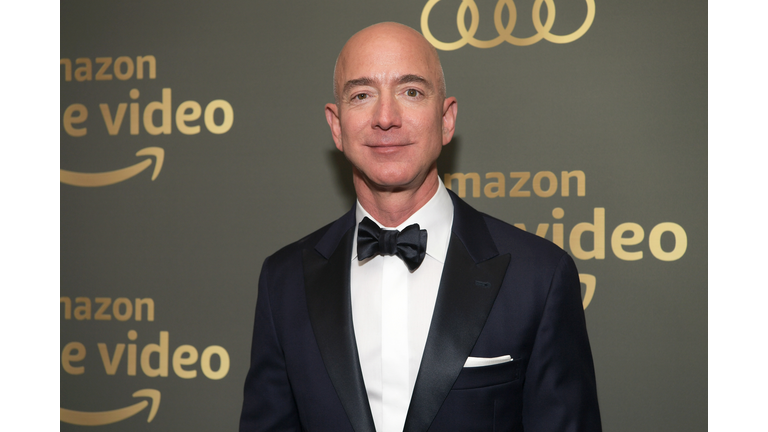 Brother of Lauren sanchez identified as source of texts leak to National Enquirer