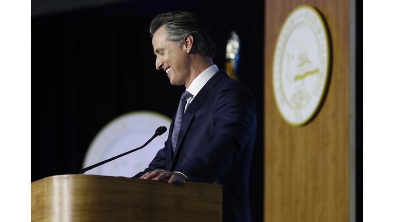 California governor to draw down guard troops at border