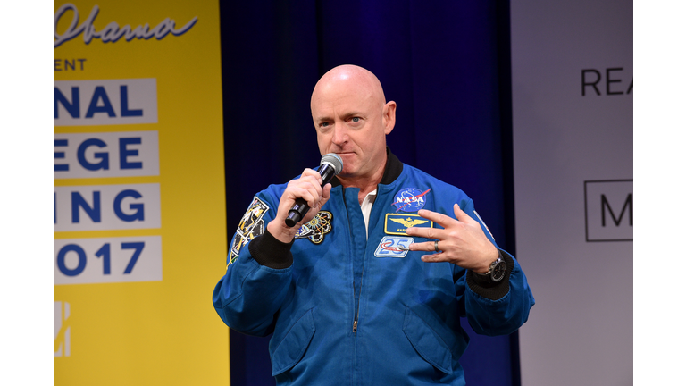 Astronaut Mark Kelly files to 