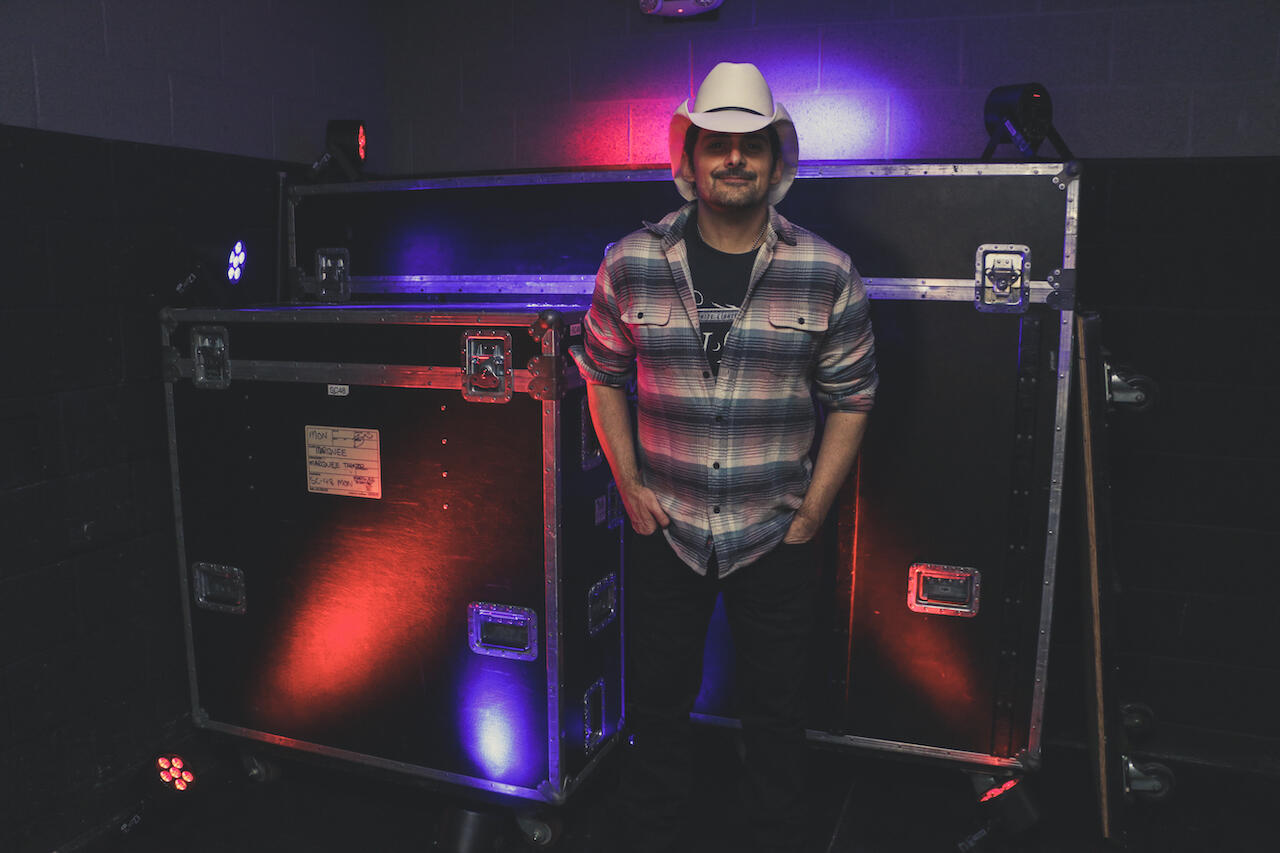 Brad Paisley Revealed As 7th KNIX Secret Show Artist - Thumbnail Image