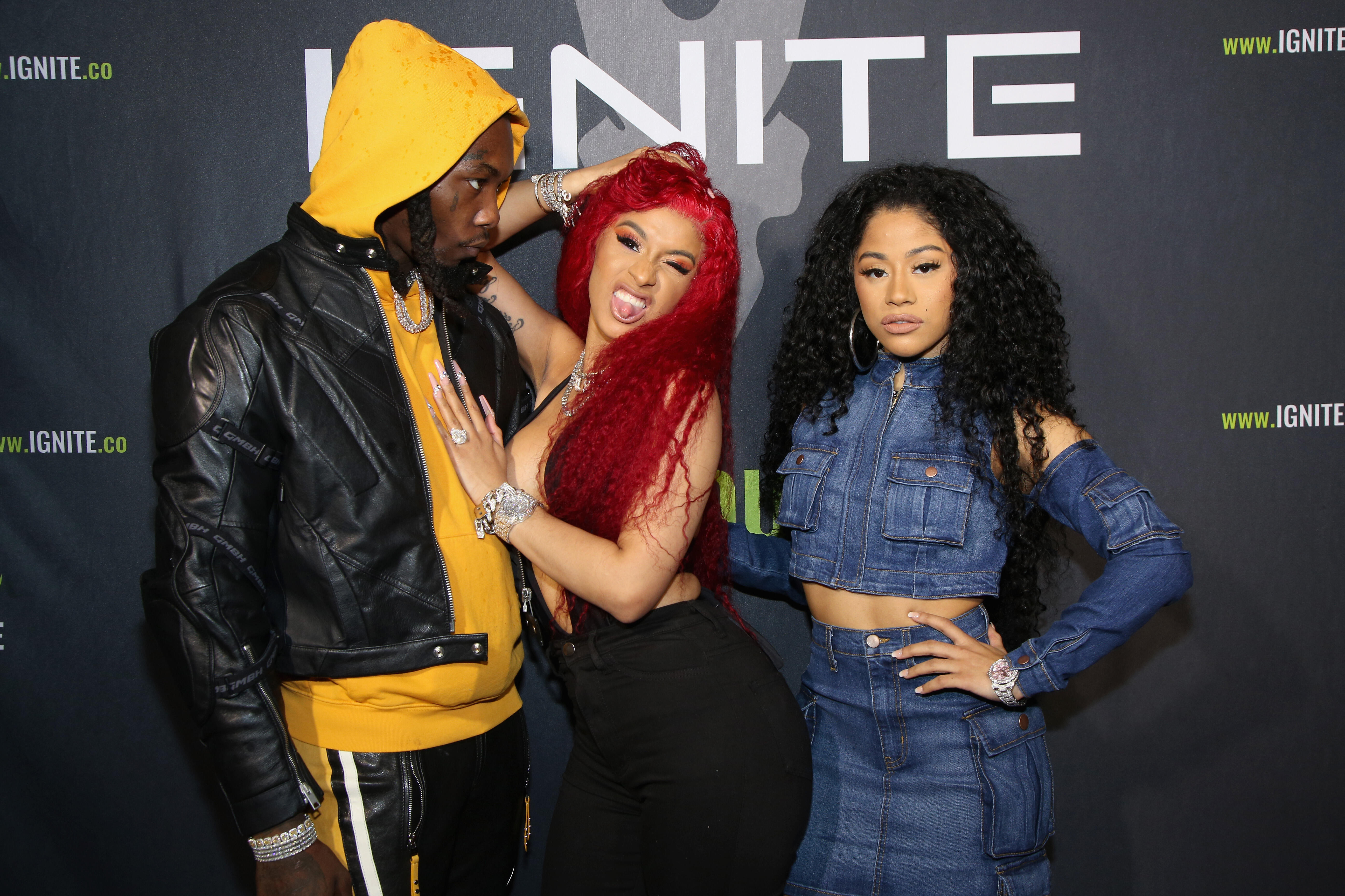 Cardi B Wears Engagement Ring For The First Time In Months — See The