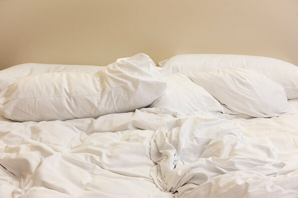 How often do men change their sheets?
