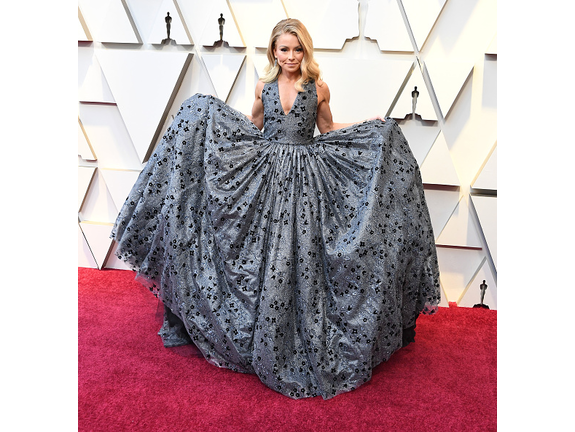 Kelly Ripa in her beautiful ball gown.