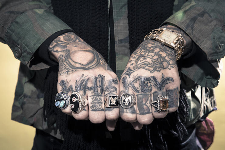 Yelawolf Karisi Dovme Koken Boy Kilo 2021 Taddlr