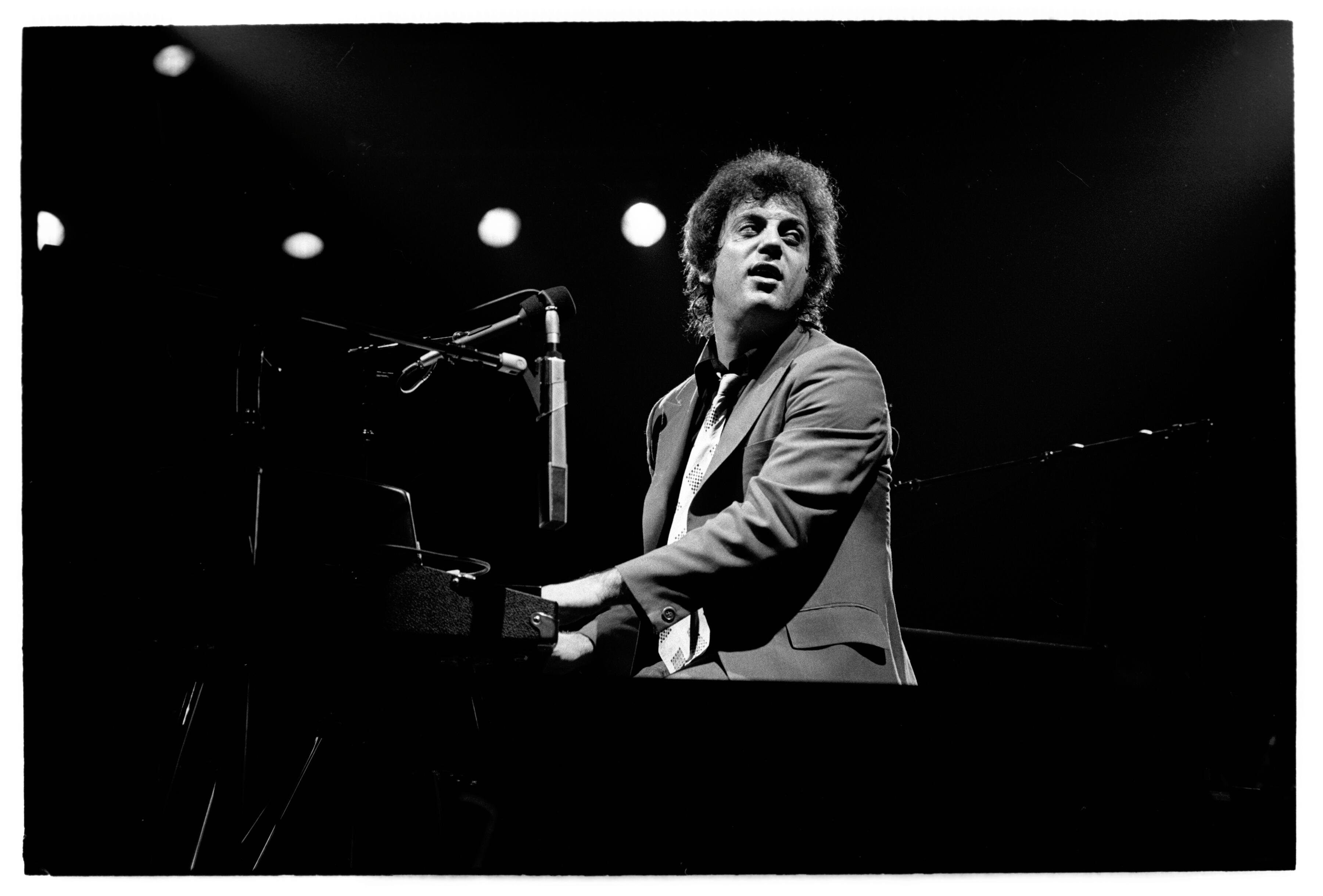 Billy joel. Билли Джоэл молодой. Billy Joel фото. Billy Joel молодой.