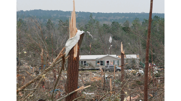 Powerful tornado leaves at least 23 people dead