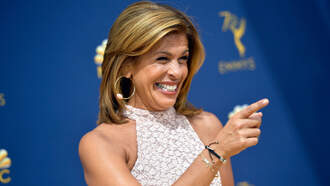 Hoda Kotb Chooses Sides Between Coaches Blake Shelton & Kelly Clarkson