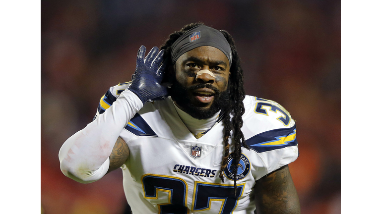 Chargers Cut Starting Safety, Re-Sign Starting Linebacker